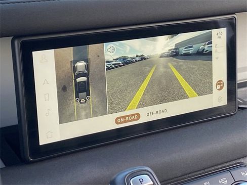 Used 2021 Land Rover Defender 110 SE image 15