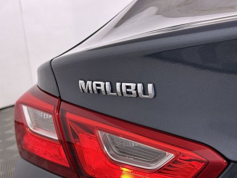 Used 2020 Chevrolet Malibu LS image 68