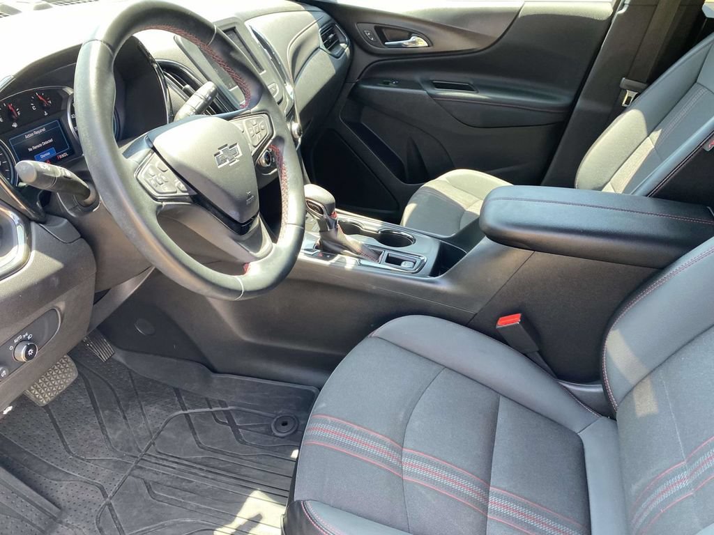 Used 2023 Chevrolet Equinox RS w/ LPO, Floor Liner Package FWD image 17