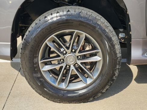 Used 2014 Lexus GX 460 w/ Premium Package image 10