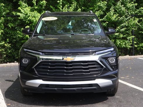 Certified 2026 Chevrolet TrailBlazer LT w/ Convenience Package AWD/4WD image 2