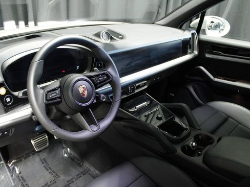 New 2026 Porsche Cayenne S AWD/4WD image 29