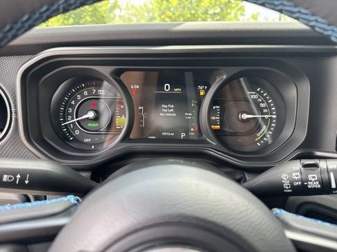 Certified 2025 Jeep Wrangler Unlimited Rubicon 4xe w/ Safety Group AWD/4WD image 26