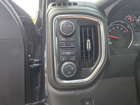 Used 2020 Chevrolet Silverado 1500 LT w/ All-Star Edition image 19