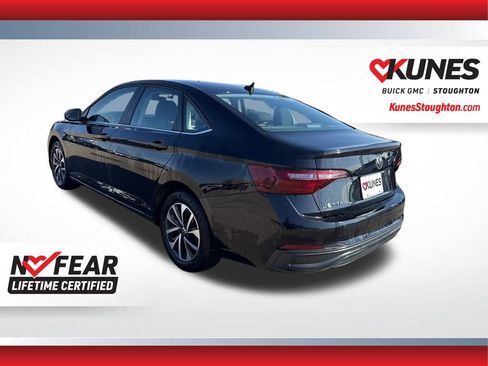 Used 2024 Volkswagen Jetta S FWD image 8