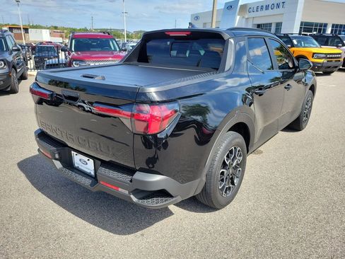 Used 2022 Hyundai Santa Cruz SEL w/ Activity Package FWD image 5