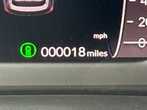 New 2026 Honda Pilot Touring image 18