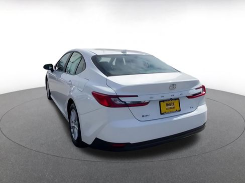 Used 2025 Toyota Camry LE FWD image 11