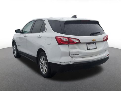 Used 2019 Chevrolet Equinox LT w/ Driver Convenience Package FWD image 4
