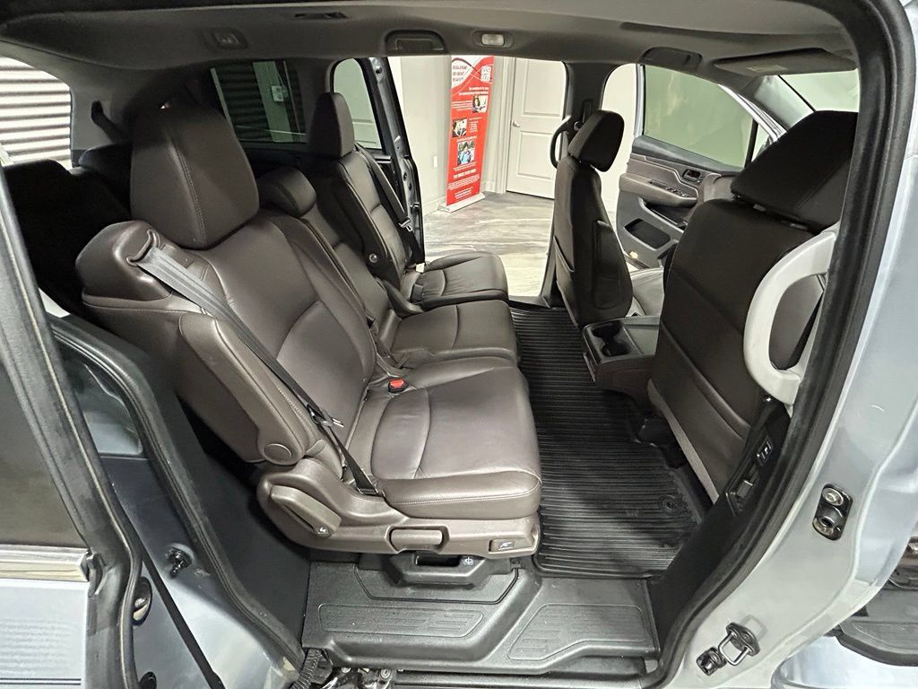 Used 2018 Honda Odyssey EX-L image 44