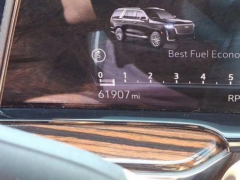 Used 2023 Cadillac Escalade ESV Premium Luxury image 24