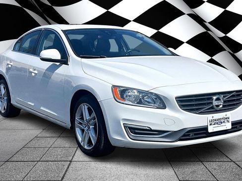 Used 2015 Volvo S60 T5 Premier image 10