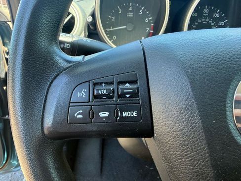 Used 2011 MAZDA MAZDA3 i Touring FWD image 22