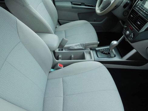 Used 2012 Subaru Forester 2.5X Premium w/ All-Weather Pkg image 14