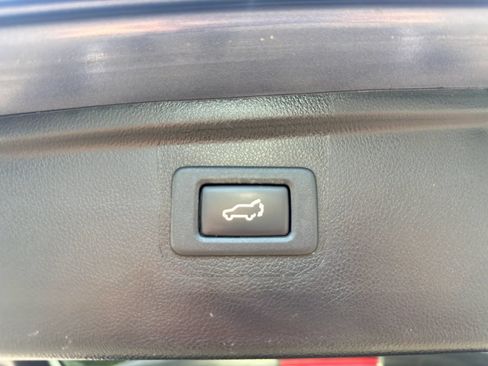 Used 2016 Subaru Outback 2.5i Limited AWD/4WD image 14