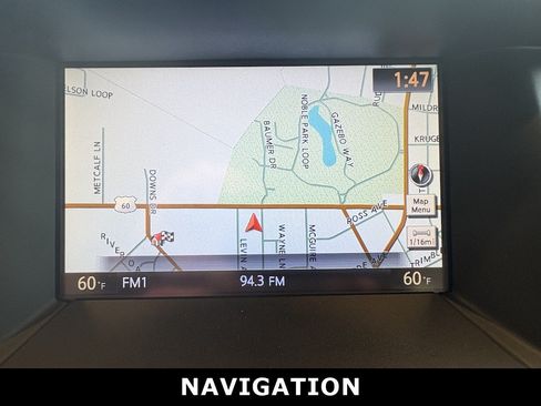 Used 2015 Nissan Pathfinder SL w/ SL Tech Package FWD image 17