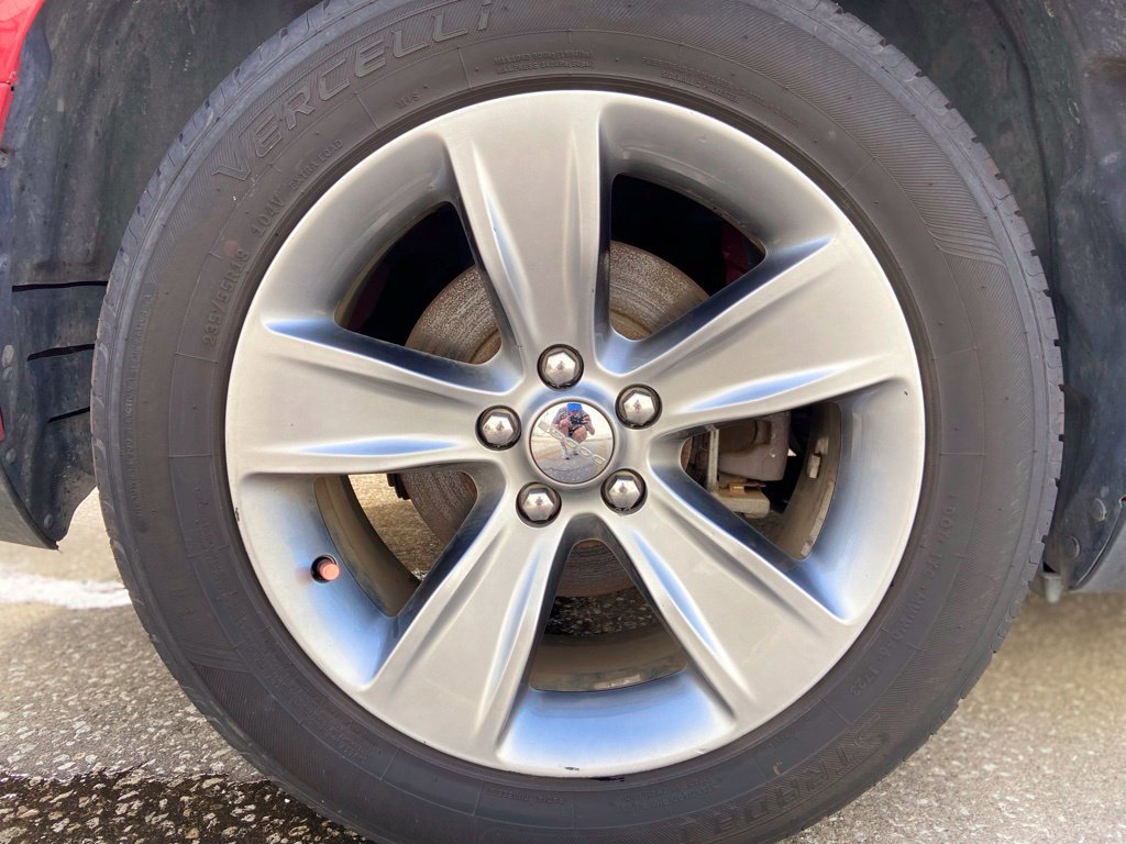 Used 2019 Dodge Challenger SXT RWD image 10