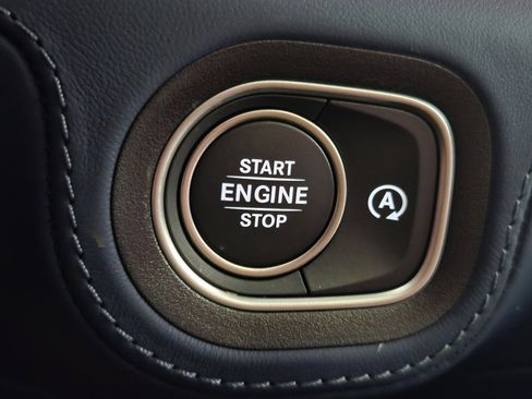 New 2026 Mercedes-Benz GLE 63 AMG S image 34