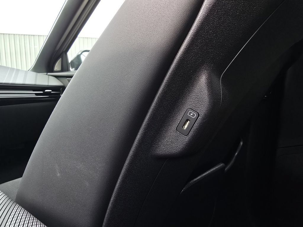 Used 2024 Kia EV6 GT-Line AWD/4WD image 25