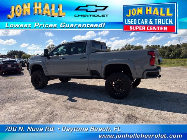 Used 2024 Chevrolet Silverado 2500 LTZ w/ LTZ Plus Package AWD/4WD image 6