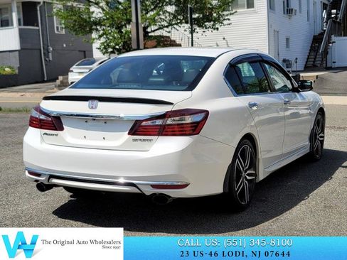Used 2017 Honda Accord Sport image 6