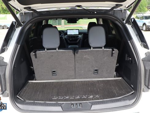 Used 2025 Ford Explorer ST AWD/4WD image 24