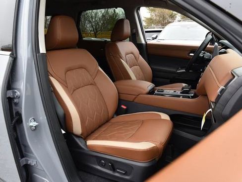 New 2026 Nissan Pathfinder Platinum image 25