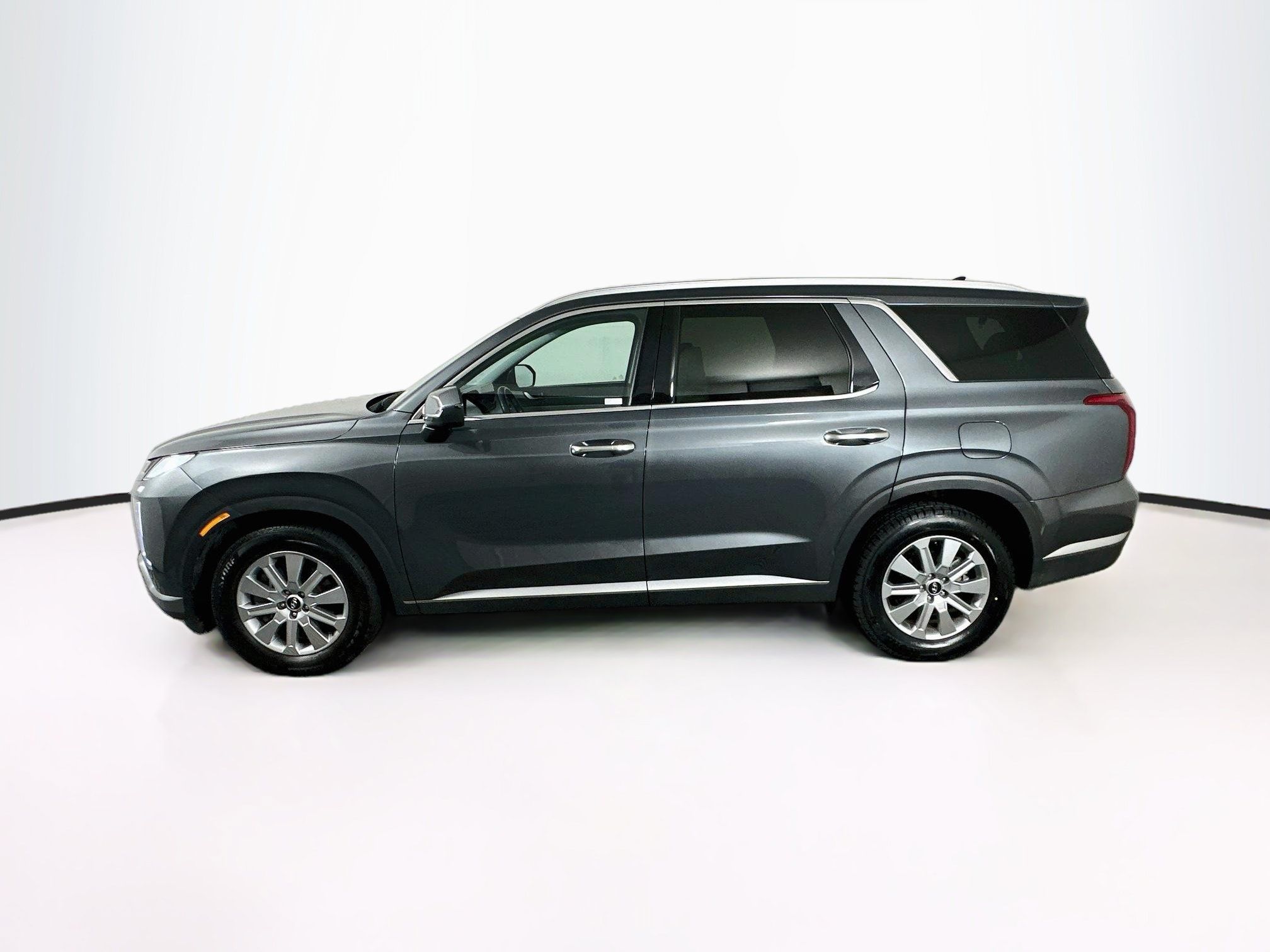 Used 2025 Hyundai Palisade SEL FWD image 4