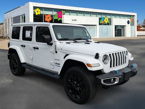 Used 2021 Jeep Wrangler Unlimited Sahara w/ Cold Weather Group image 1