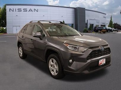 Used 2021 Toyota RAV4 XLE w/ Convenience Package