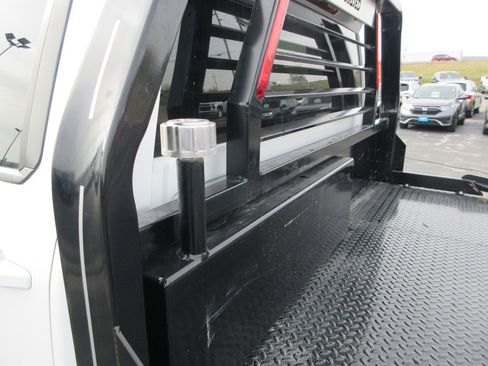 Used 2024 Chevrolet Silverado 3500 LT w/ Convenience Package image 14