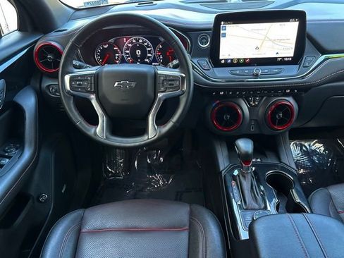 Certified 2025 Chevrolet Blazer RS FWD image 14