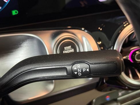 Used 2022 Mercedes-Benz GLB 250 4MATIC image 16