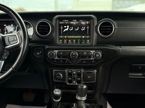 Used 2021 Jeep Gladiator Overland w/ Popular Equipment Package image 31