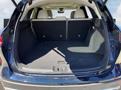 Used 2022 INFINITI QX50 Sensory image 9