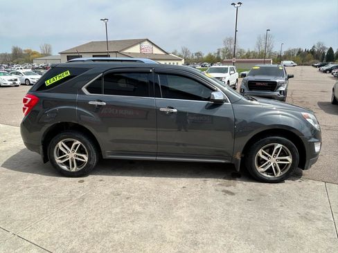 Used 2017 Chevrolet Equinox Premier w/ True North Edition AWD/4WD image 4