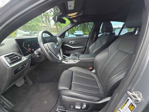 Used 2023 BMW 330i Sedan w/ Premium Package RWD image 21