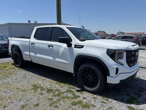 Used 2024 GMC Sierra 1500 Pro w/ Graphite Edition AWD/4WD image 2