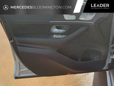 Used 2025 Mercedes-Benz GLS 450 GLS 450 image 11