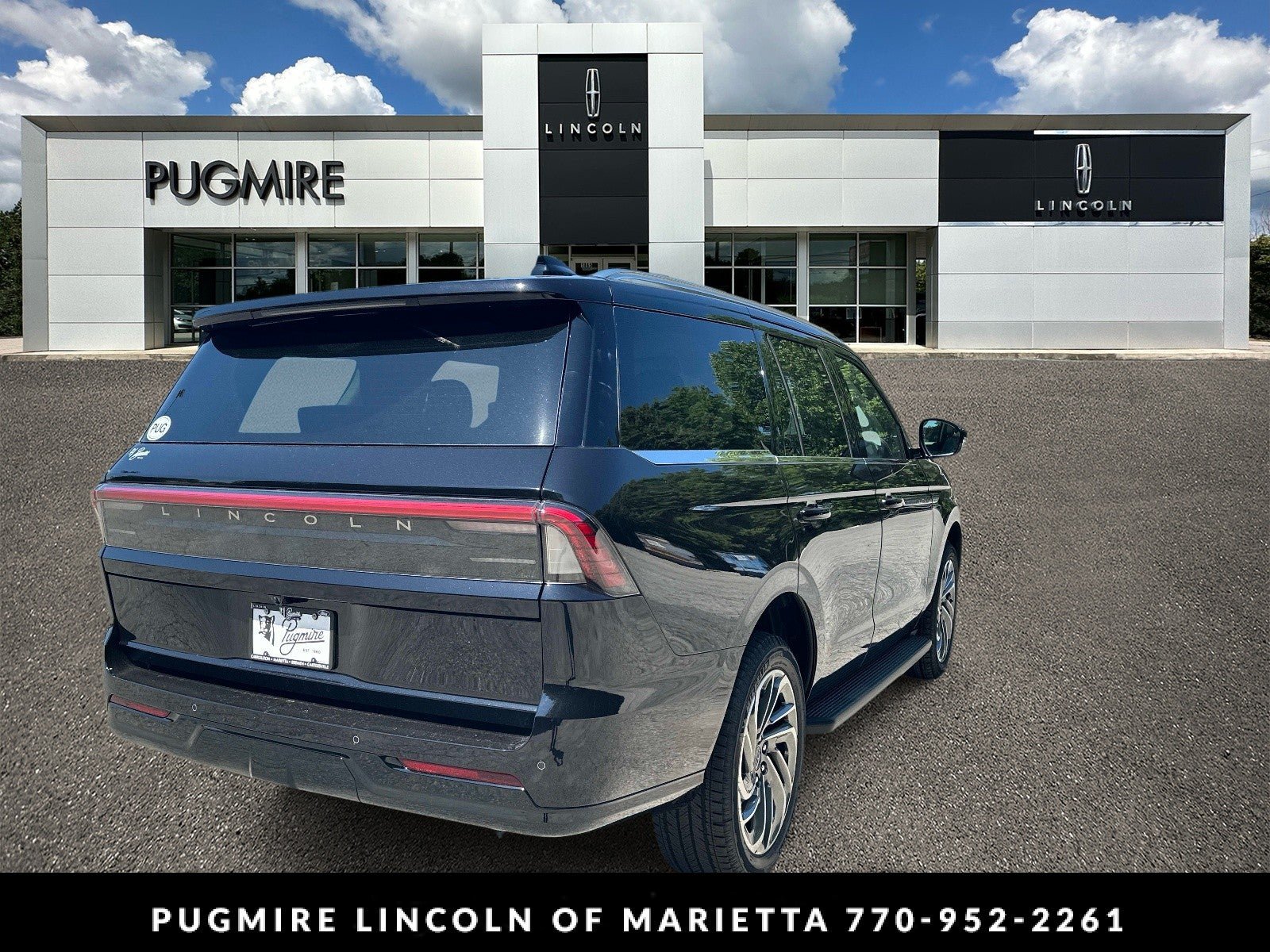 New 2026 Lincoln Navigator Premiere AWD/4WD image 8