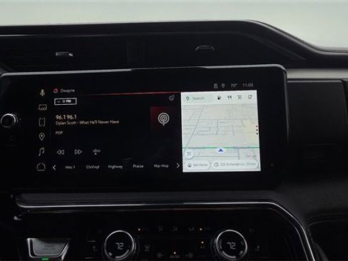 Used 2025 GMC Sierra 2500 Denali image 10