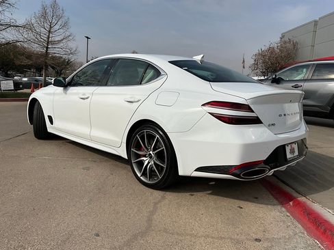 Used 2025 Genesis G70 2.5T image 8