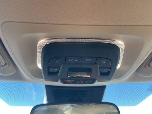 Used 2024 Toyota Corolla XLE image 27