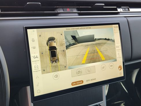 Certified 2025 Land Rover Range Rover SE AWD/4WD image 14