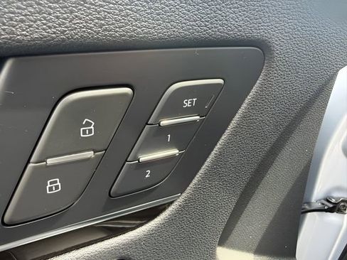 Used 2019 Audi Q5 2.0T Premium Plus w/ Premium Plus Package image 12