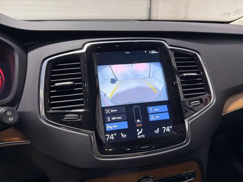 Used 2022 Volvo XC90 T6 Momentum w/ Advanced Package image 19