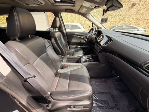 Used 2019 Honda Pilot Touring image 26