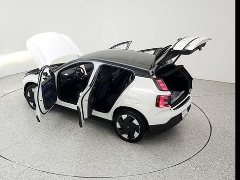 New 2026 Volvo EX30 Plus w/ Protection Package Premier AWD/4WD image 40