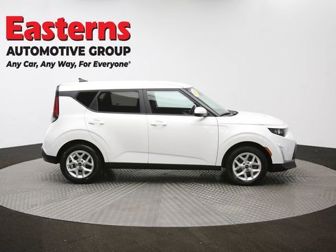 Used 2024 Kia Soul LX w/ Option Group 015 image 42