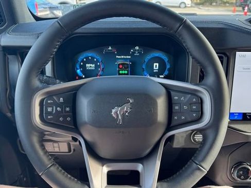 New 2025 Ford Bronco Badlands image 28